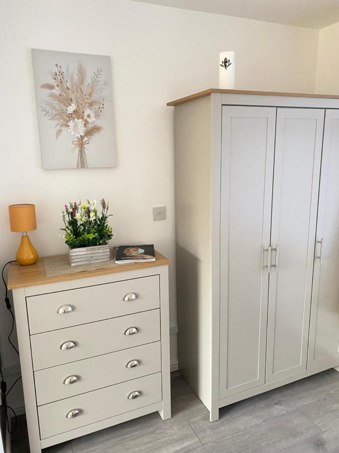 Gatwick Studio Horley Exteriér fotografie